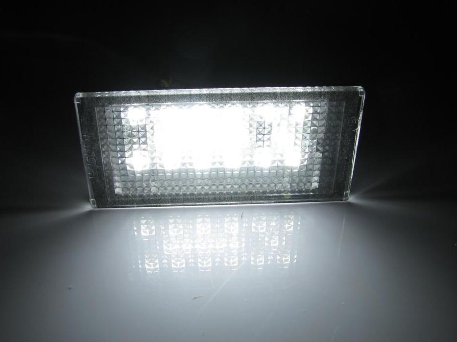 led-osvetleni-spz-bmw-3-e46-coupe-1999-2003-2-ks-19-led-ml19-nr19-2.jpg