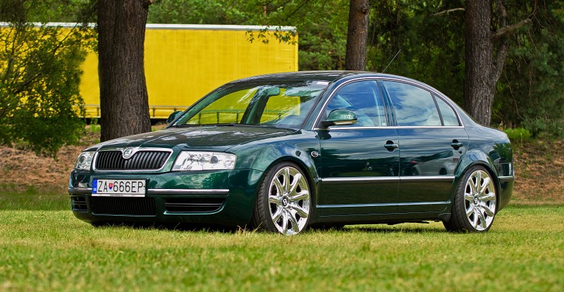 14469372006_90dd768121_h.jpg
