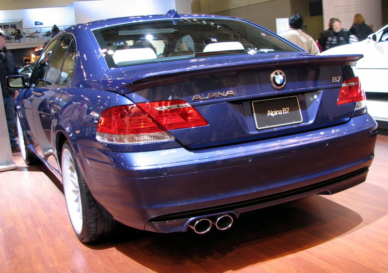 800px-2007_BMW_Alpina_B7_E66_Sedan.jpg