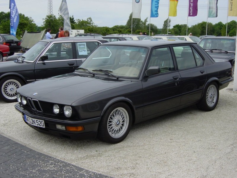 BMW-5_series_E28_mp2_pic_36425.jpg