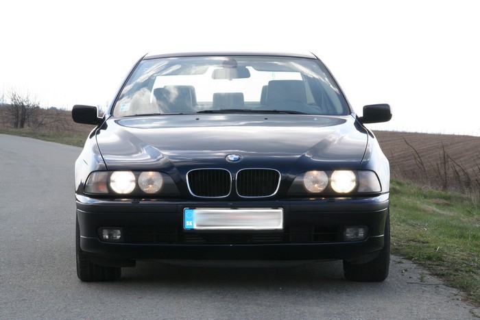 bmw4.jpg