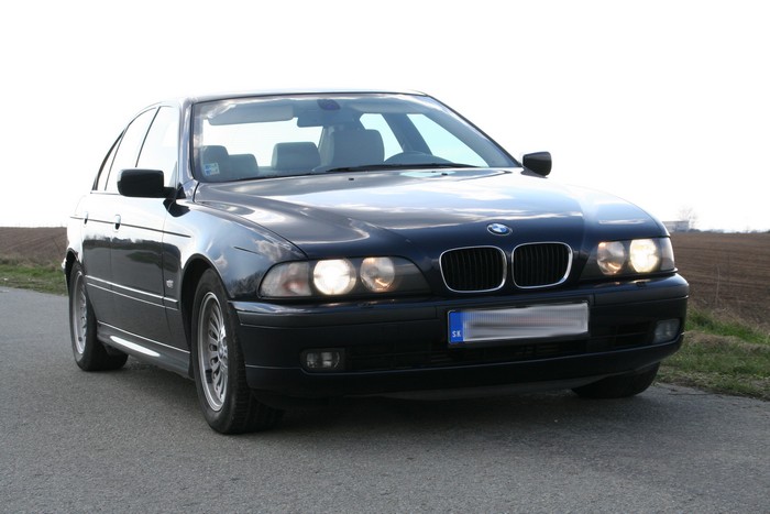 bmw3.jpg