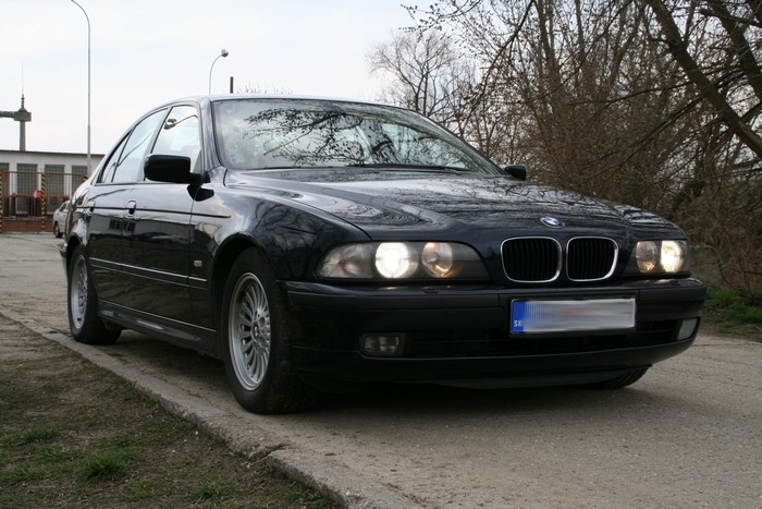 bmw2.jpg