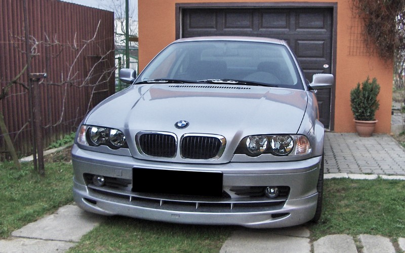 bmw318c.jpg