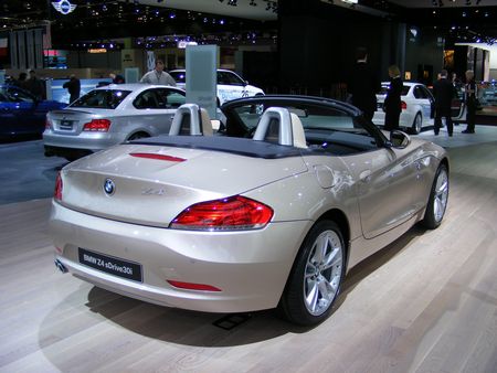 tn_AS09%202009%20BMW%20Z4%20(1).jpg