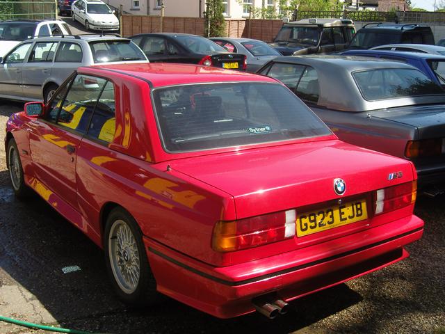 1037085-3.jpg