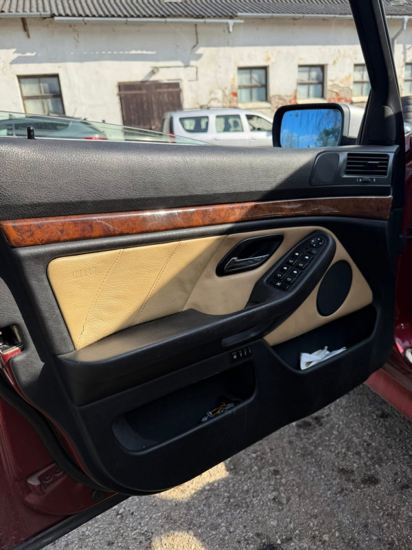 2026-03-16 00.37.54.jpg