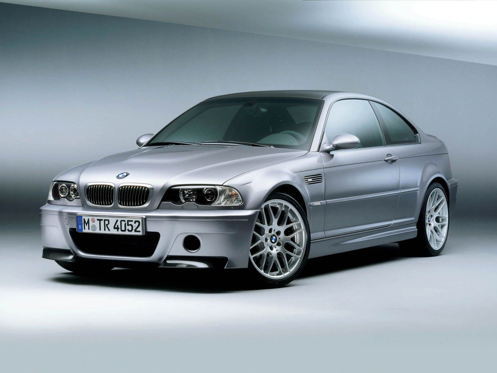 BMW-M3-CSL-010.jpg
