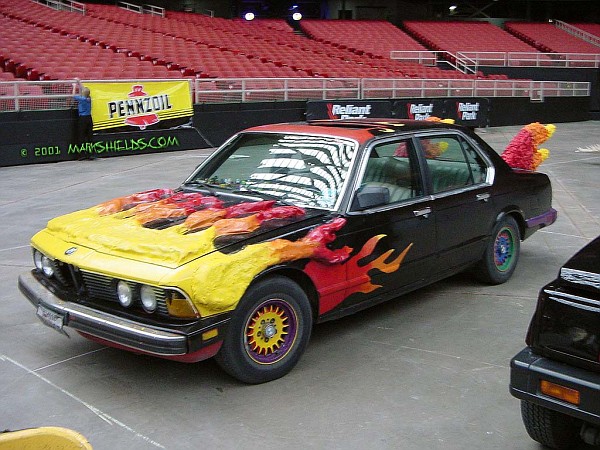 BMWWSLASHFLAMES-vi.jpg