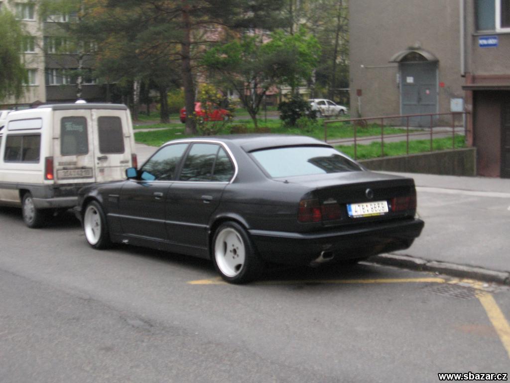 2422072_1.jpg