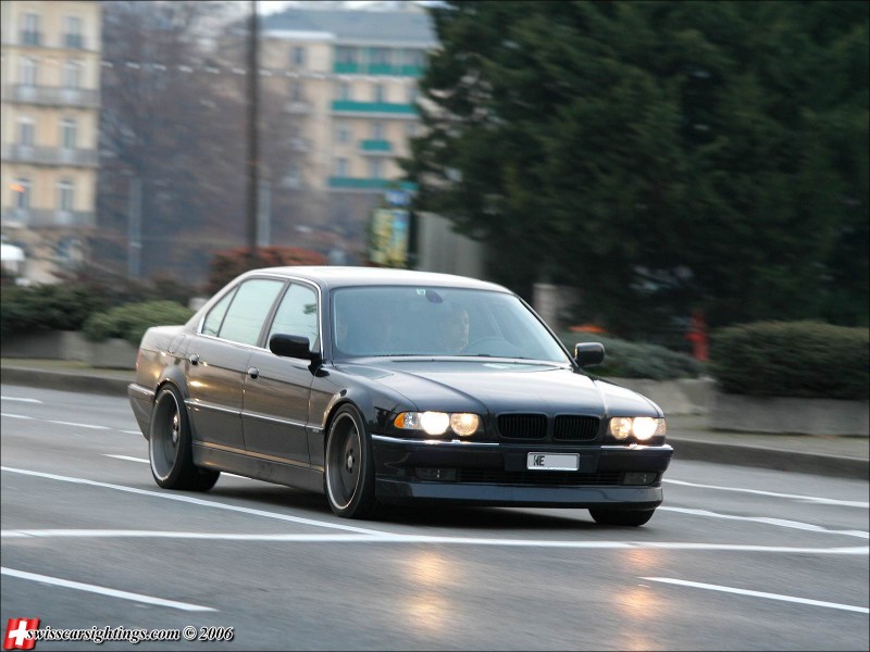 BMW E38 001.jpg