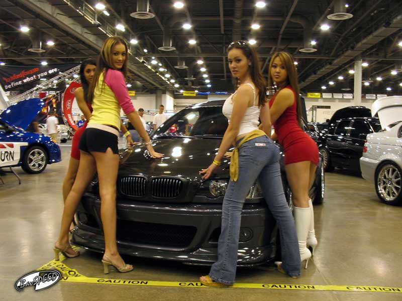BMW_babes_1.jpg