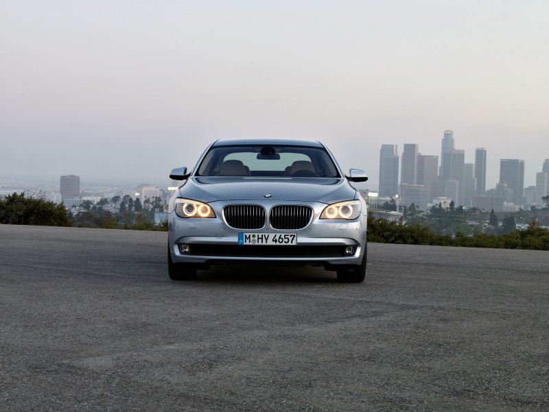 bmw-7-series-hybrid-18.jpg (607.79 KiB) 697 zobrazení bmw-7-series-hybrid-18.jpg