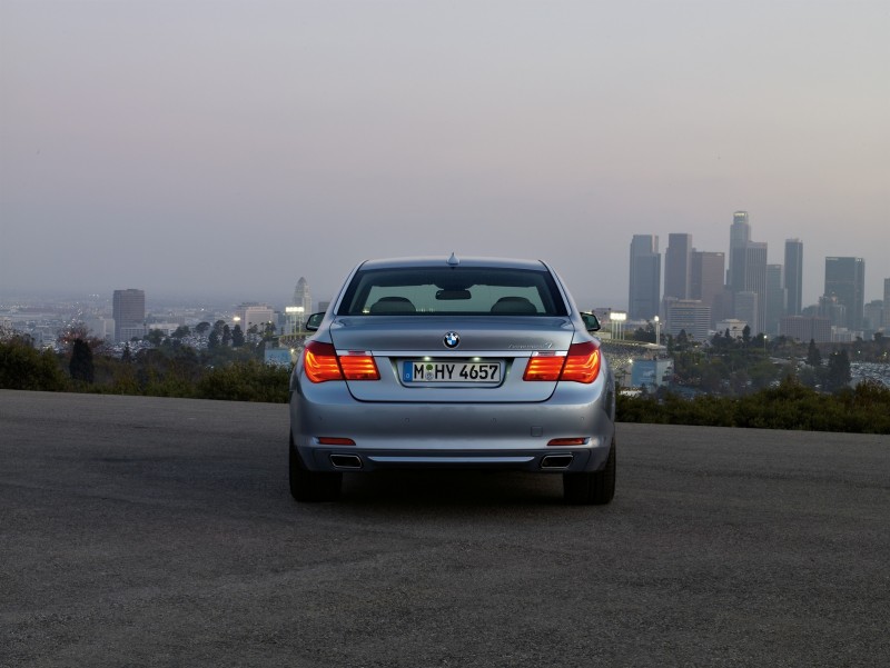 bmw-7-series-hybrid-19.jpg (518.99 KiB) 697 zobrazení bmw-7-series-hybrid-19.jpg