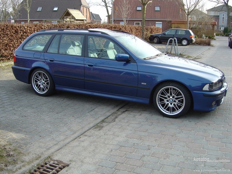 bmw-5-e39-touring.jpg