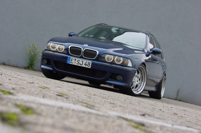 Touring01.jpg