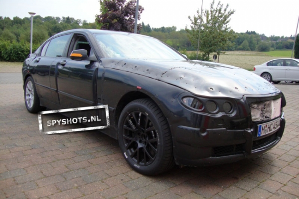 bmw1_0982495750.jpg