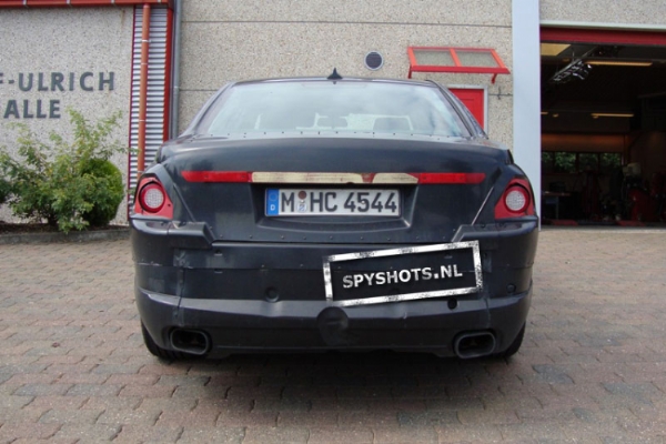 bmw3_0982495812.jpg