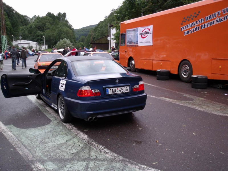 BMW3.JPG