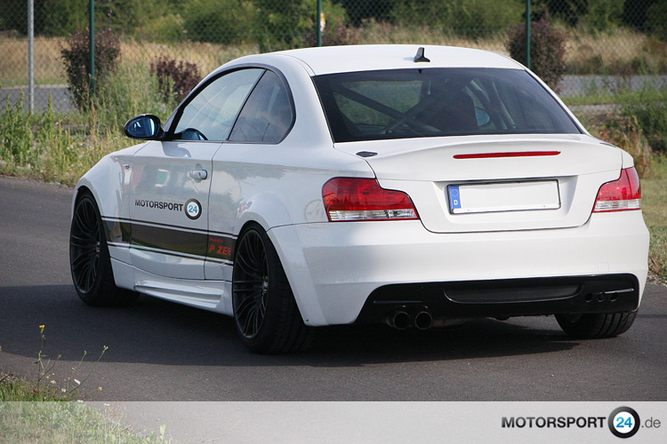 135imotorsport_05.jpg