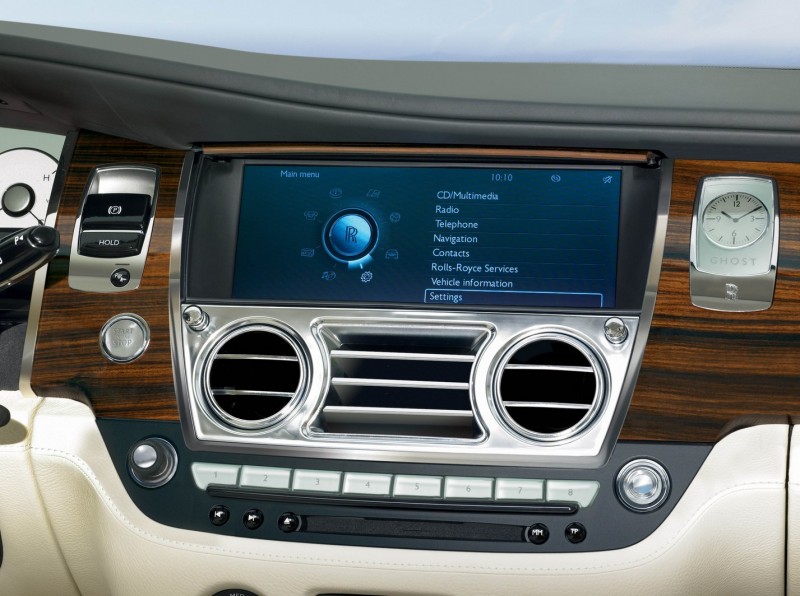 Rolls-Royce-Ghost-photosi-3.jpg