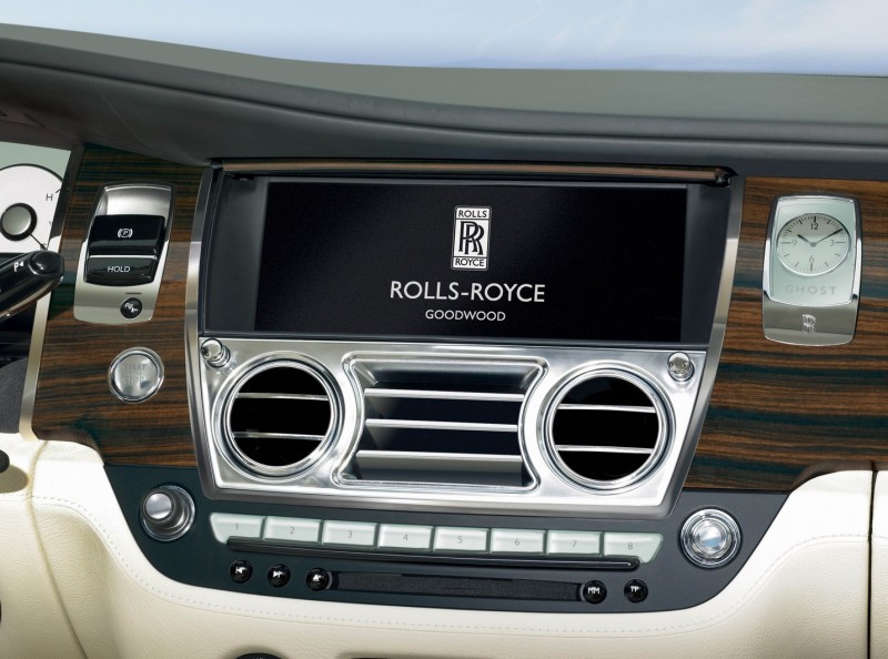 Rolls-Royce-Ghost-photosi-7.jpg