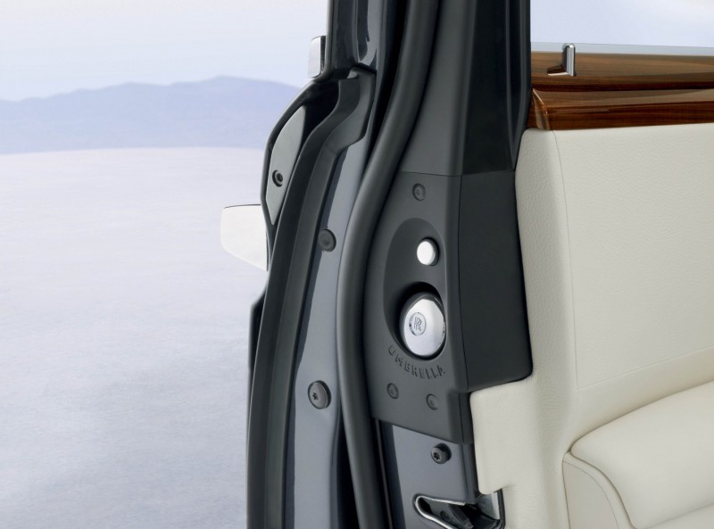 Rolls-Royce-Ghost-photosi-18.jpg