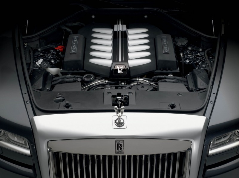 Rolls-Royce-Ghost-photosi-24.jpg