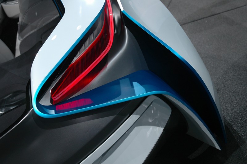 09-bmw-vision-efficientdynamics-live.jpg
