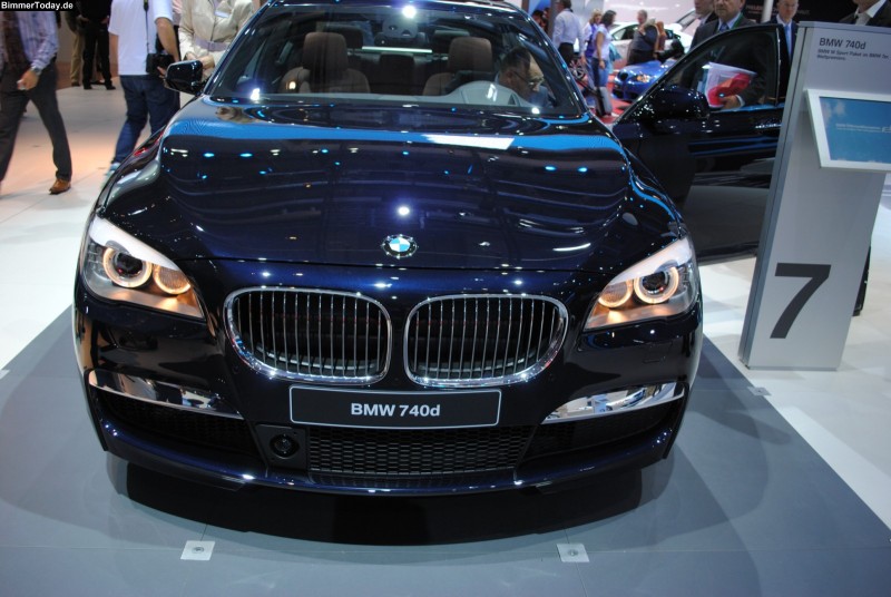 740d-m-iaa-03.jpg