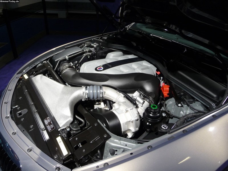 alpinab6s-iaa-01.jpg