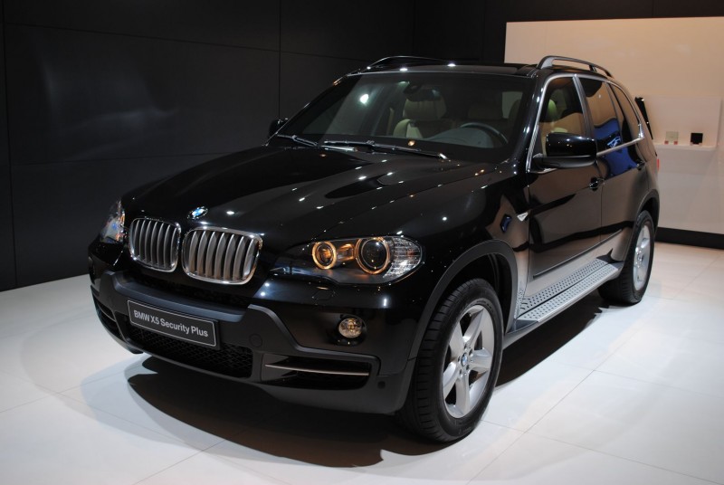 bmw-x5-security-7.JPG