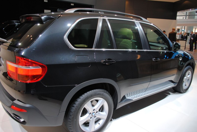 bmw-x5-security-10.JPG