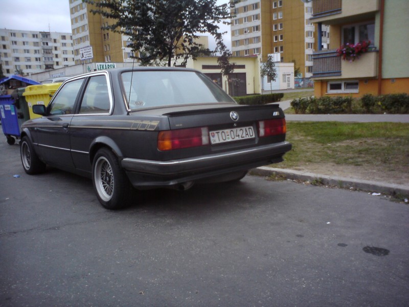e30 2.JPG