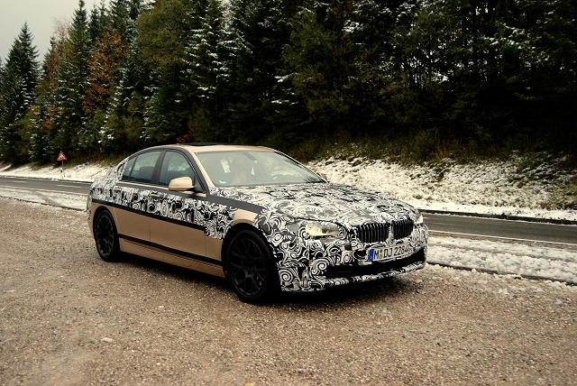 bmw_5_series_spy_shots_2009_005.jpg