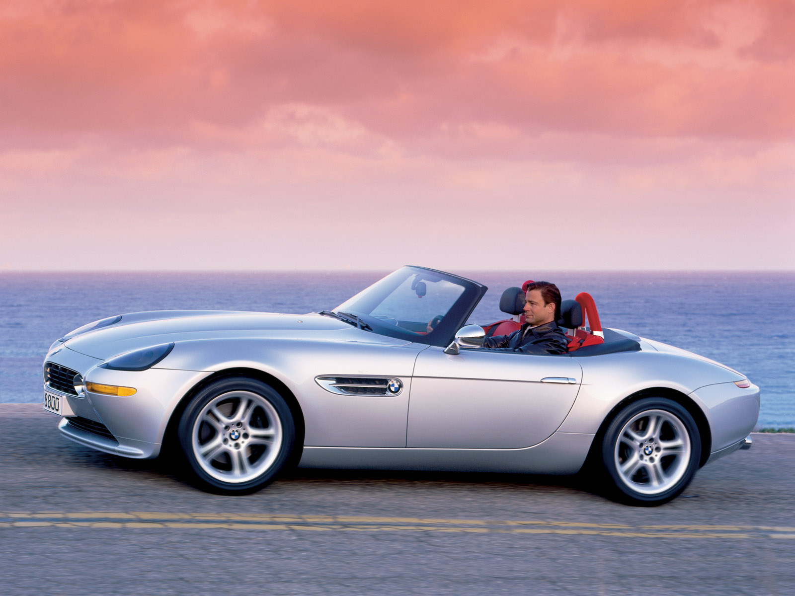 BMW-Z8-Seashore-1600x1200.jpg