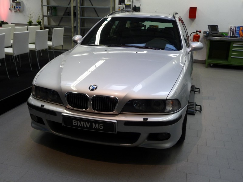 bmw-m5-e39-touring-03.jpg