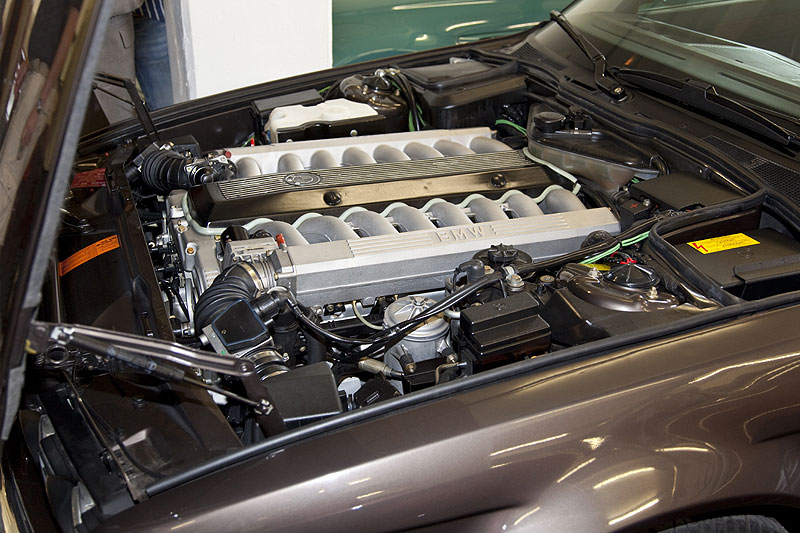 bmw_7er_e32_v16_3598-b.jpg