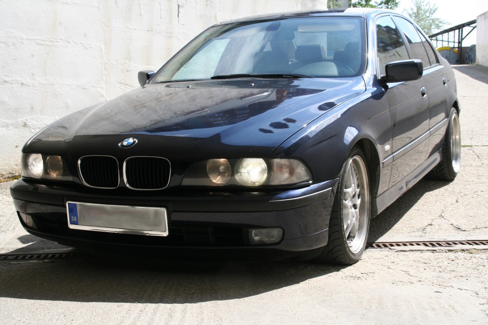 bmw2.jpg