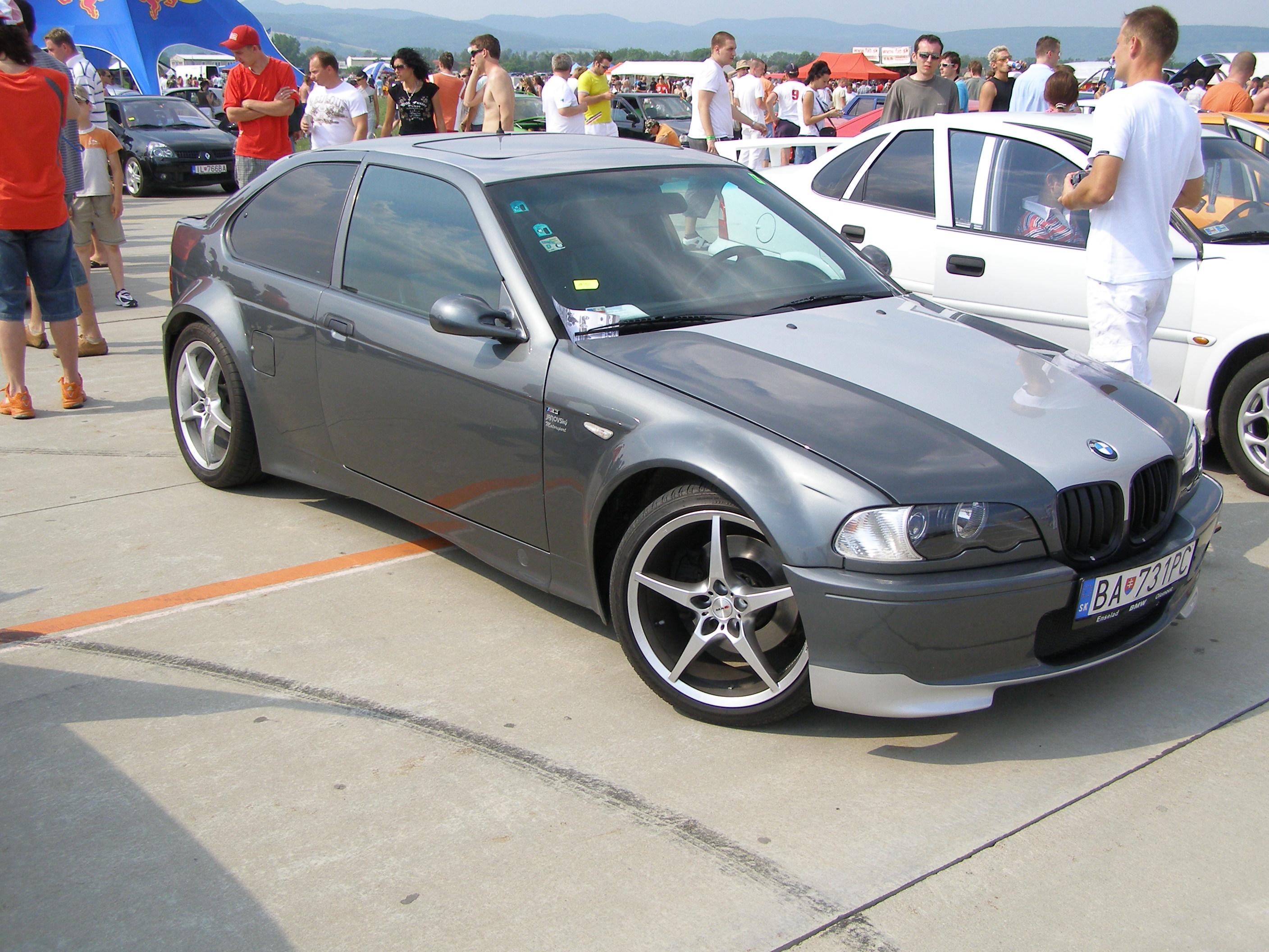 BMW.JPG