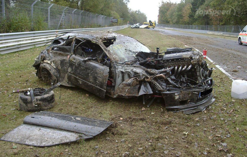 bmw-m3-crashed-on-nu_800x0w.jpg
