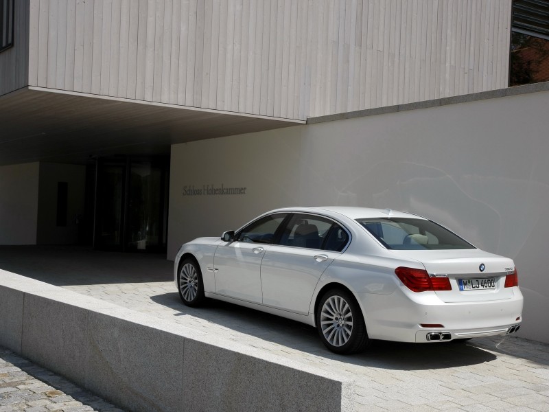 bmw-760li-47.jpg