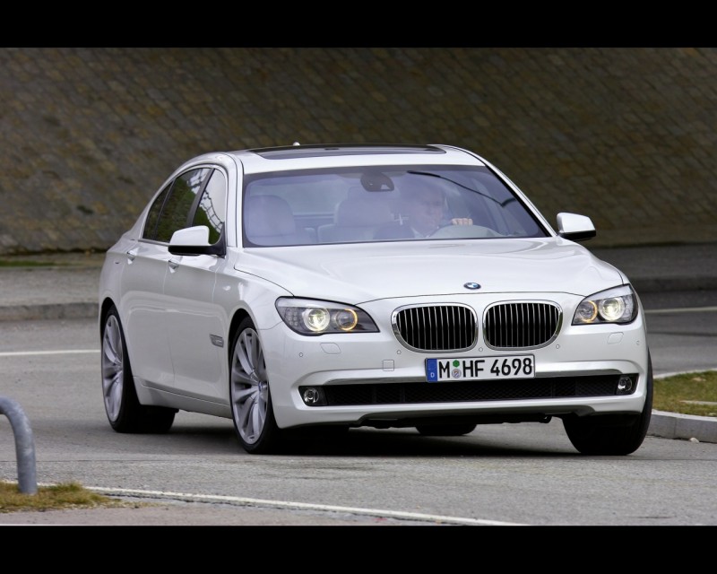 bmw-760li-57.jpg