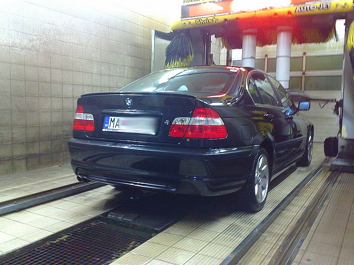 bmw2.jpg