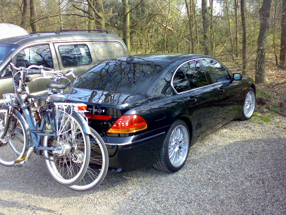 BMW 760i fietsrekje.jpg