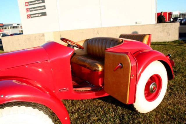 donald_duck_car_13.jpg