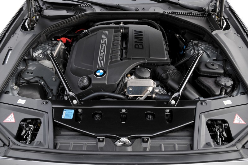 2011_bmw_5series_eng_fd_2_1600.jpg