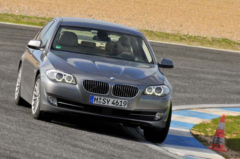 2011_bmw_5series_actf34_fd_9_1600.jpg