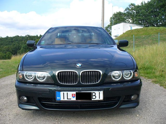 bmw-rad-5-530d-m-packet-sedan-20631218.jpg