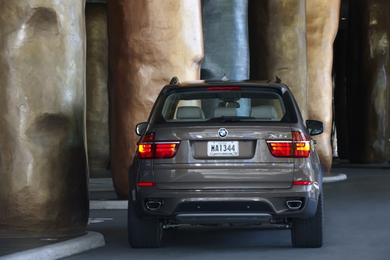 BMW-X5-E70-Facelift-LCI-01.jpg